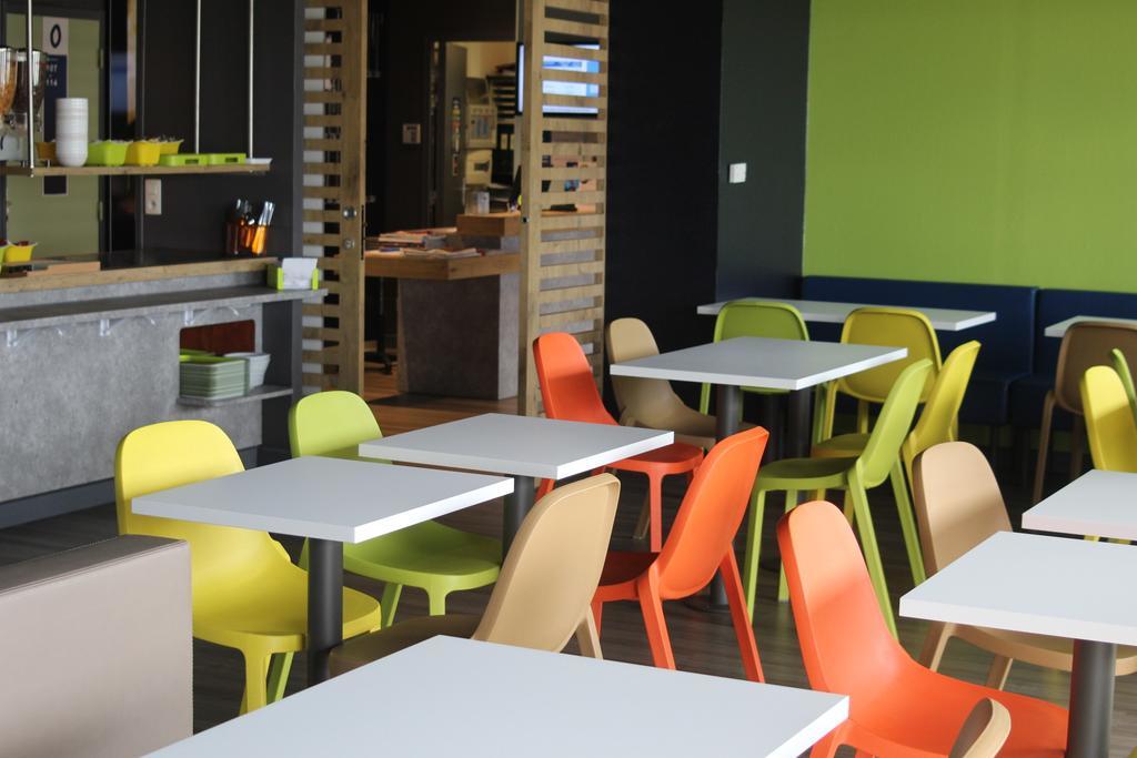 Hotel Ibis Budget Laval Bonchamp Les Laval Luaran gambar