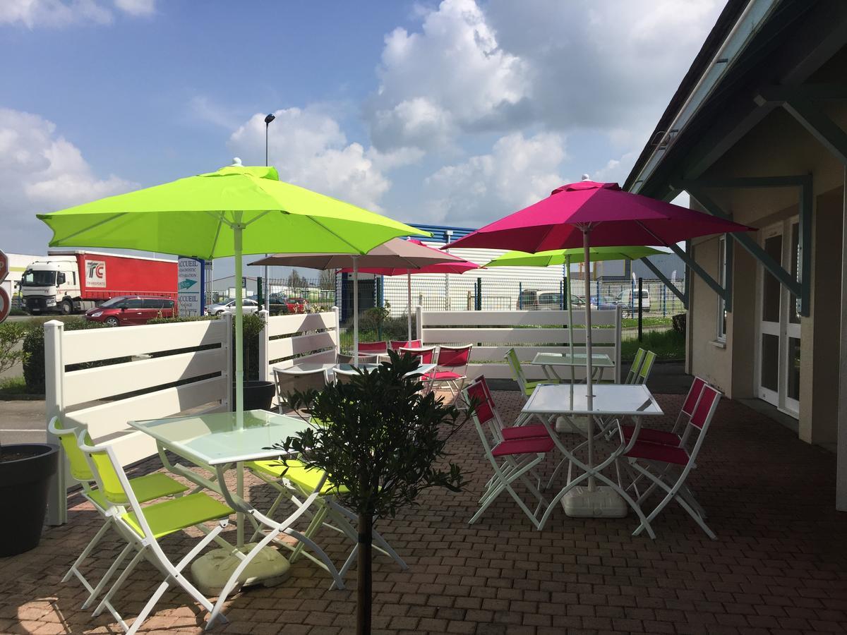 Hotel Ibis Budget Laval Bonchamp Les Laval Luaran gambar