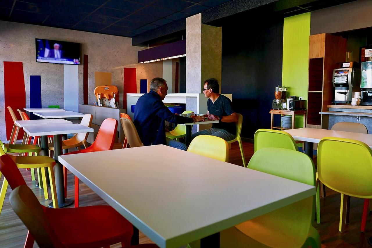Hotel Ibis Budget Laval Bonchamp Les Laval Luaran gambar