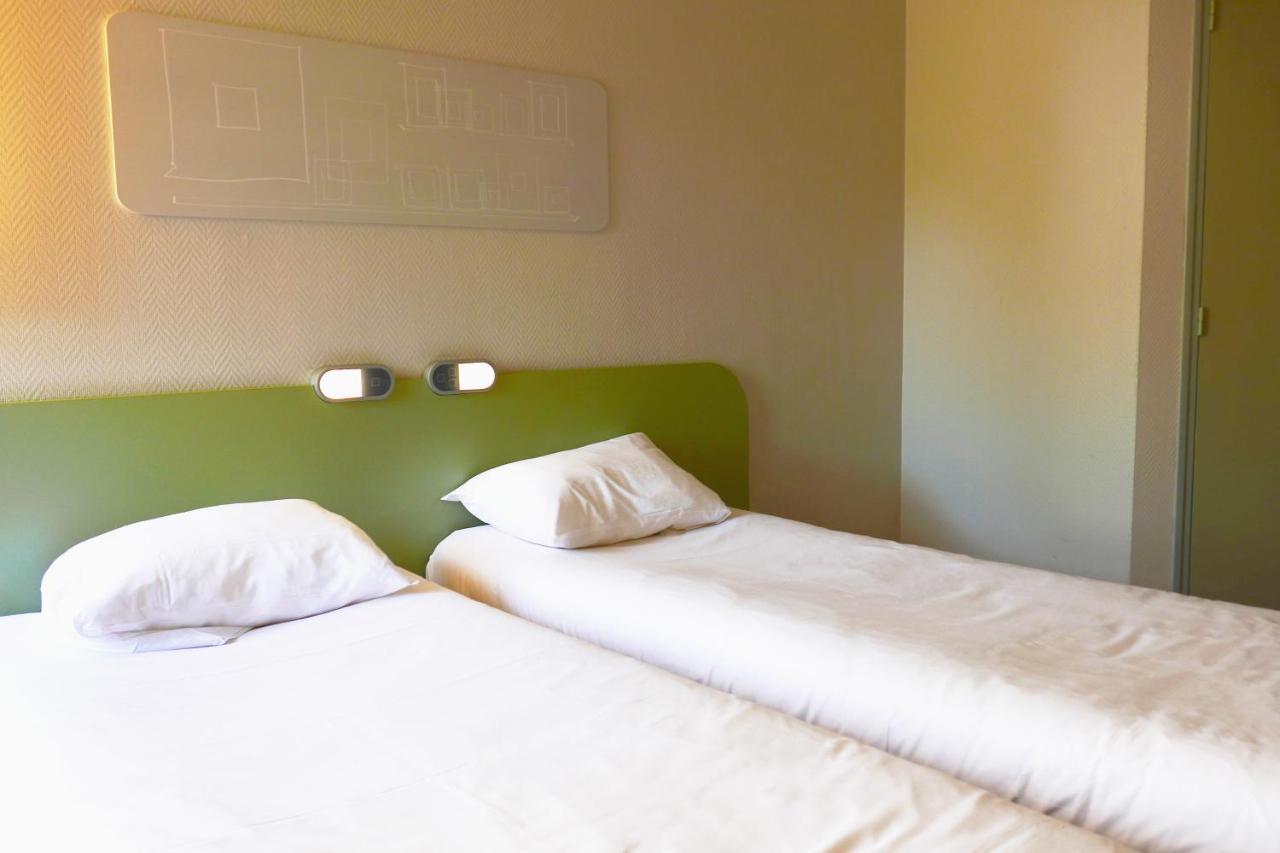Hotel Ibis Budget Laval Bonchamp Les Laval Luaran gambar
